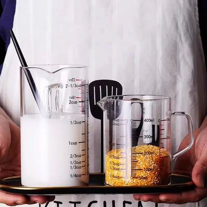 Heat-resistant Glass Measuring Cup With Wood Lid V-shaped Spout Laboratory Beaker Kitchen Baking Milk Coffee Measuring Mug